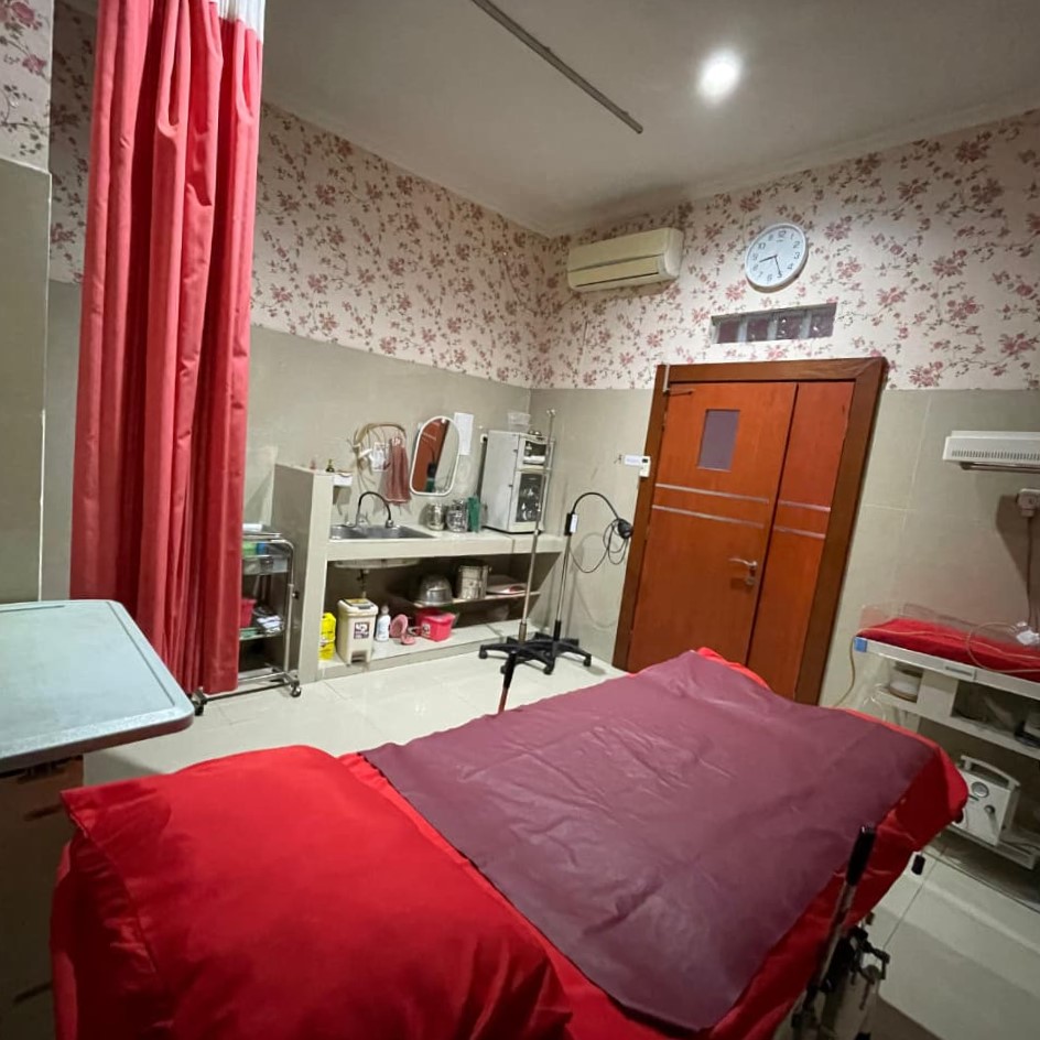 Staf Klinik